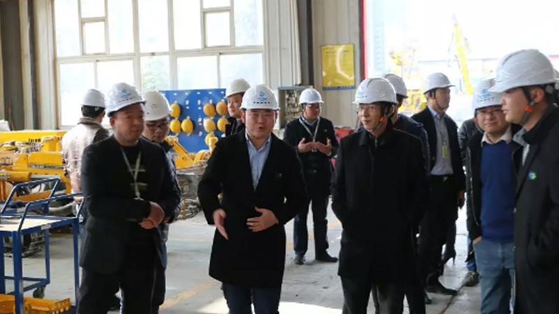 藍(lán)海智裝與西華大學(xué)機(jī)械工程學(xué)院簽訂產(chǎn)學(xué)研合