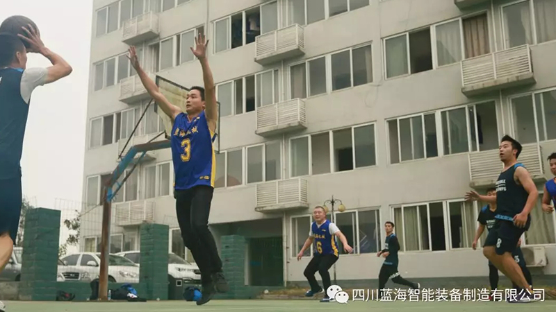 藍海智裝vs海峽科技園區(qū)籃球友誼賽